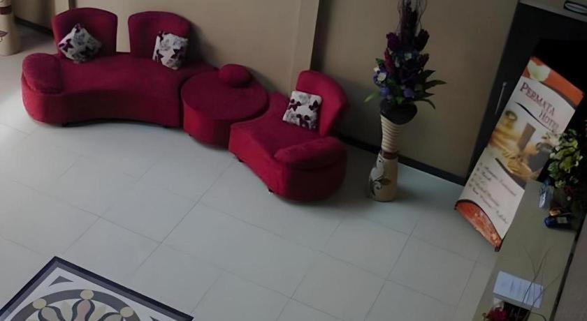 Permata Hotel Purwakarta 18/23