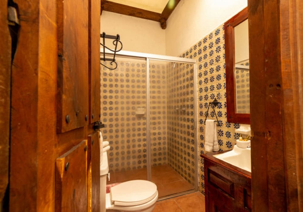 Hosteria Del Frayle 36/69