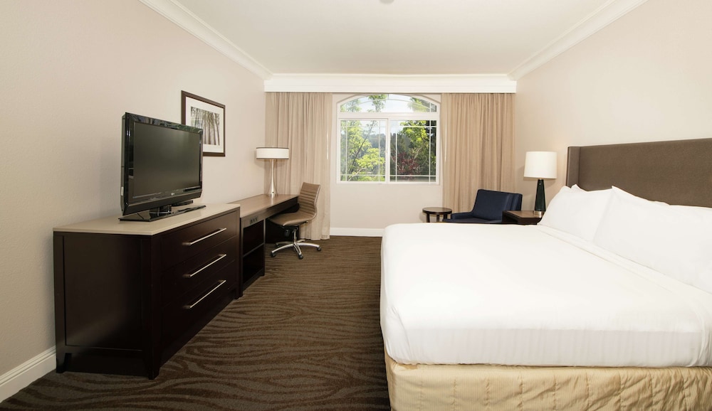 Hilton Santa Cruz/Scotts Valley 14/75