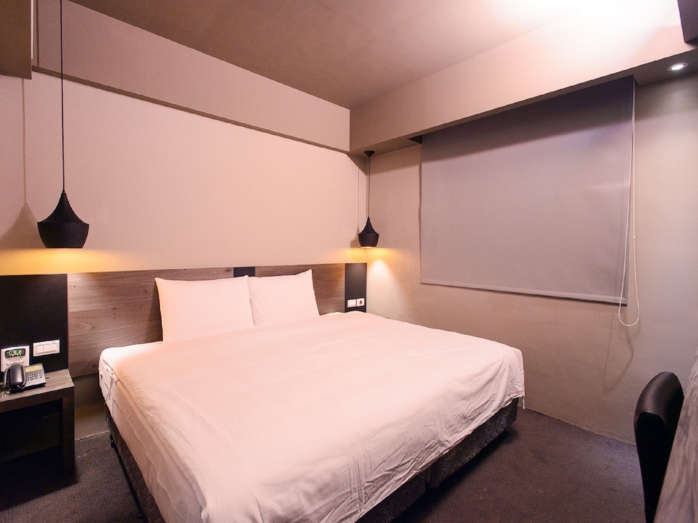 CLASSIC, TWIN BEDS