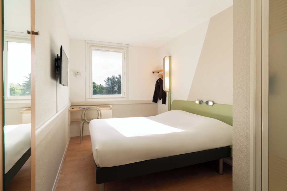 Ibis Budget Tours Nord 29/77