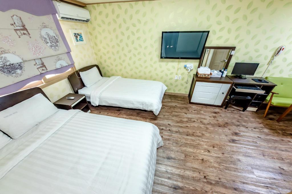 Tamragio Hotel 28/100