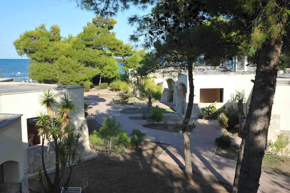 Villaggio Spiaggia Lunga 66/71