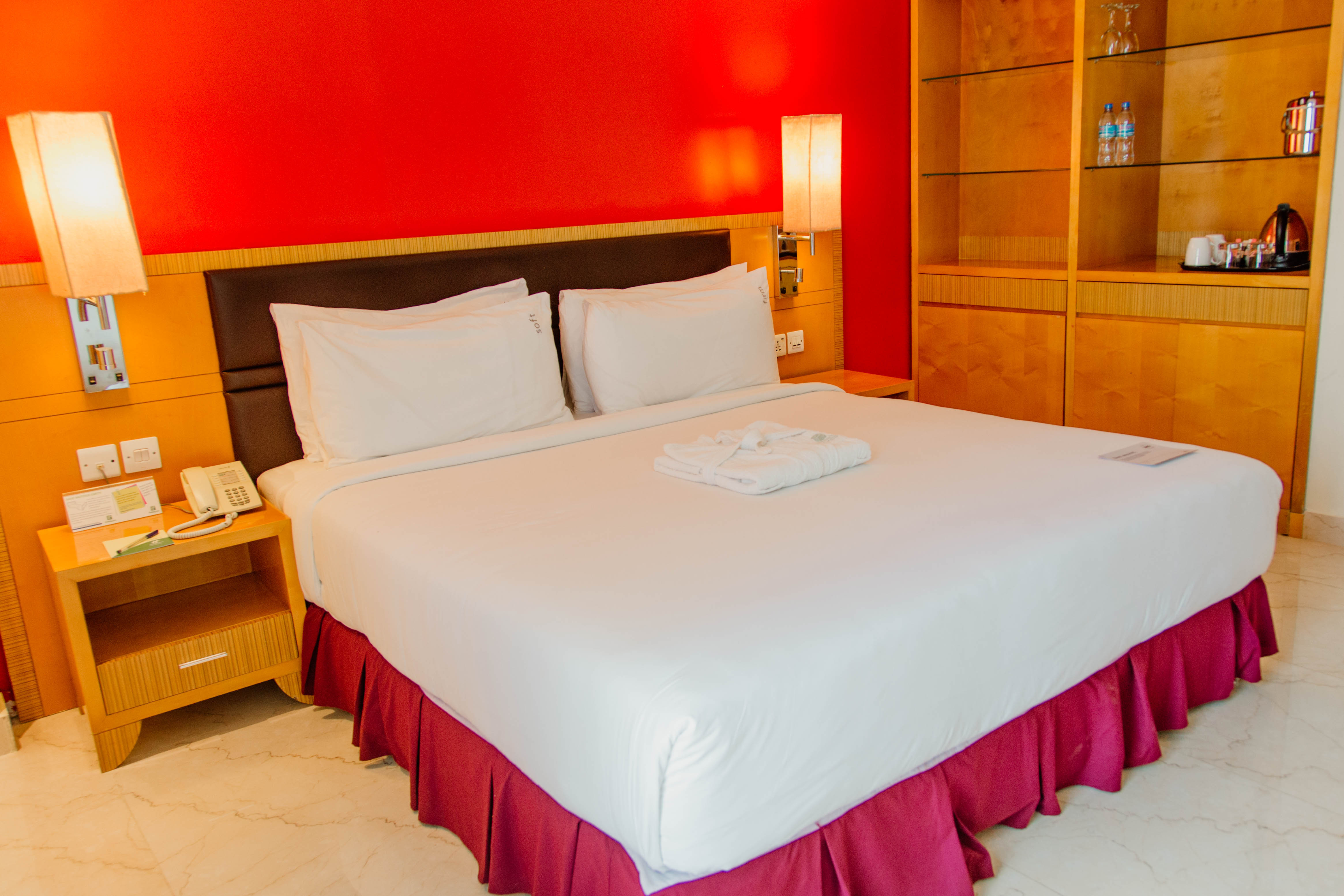 Holiday Inn Dar Es Salaam City Center 16/76