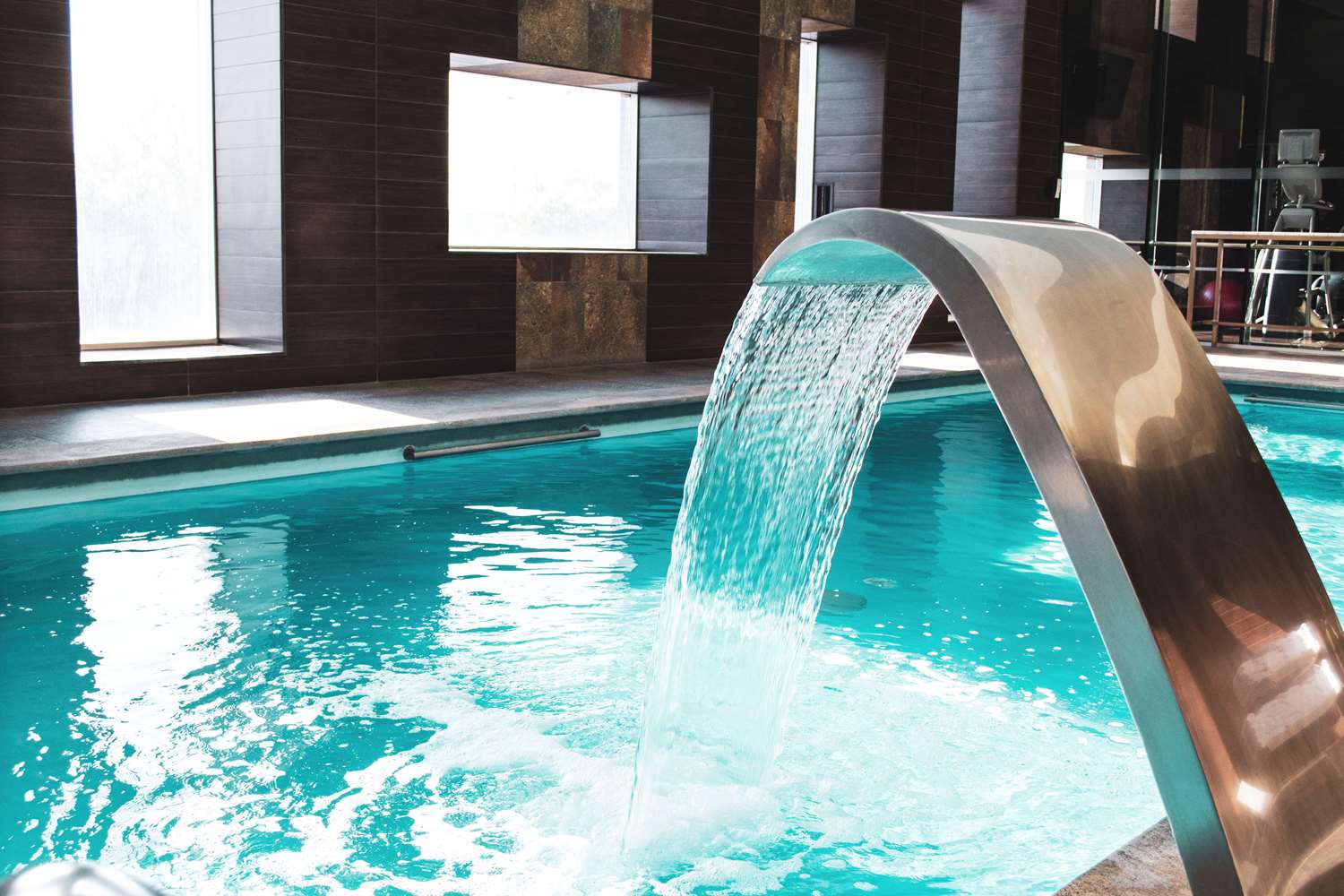 swimming pool spa