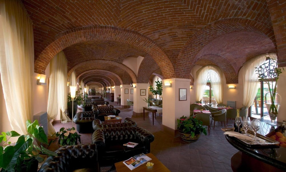 Albergo dell Agenzia 48/76