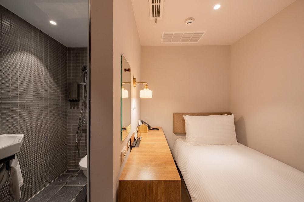 ROOM, SINGLE, SINGLE BED