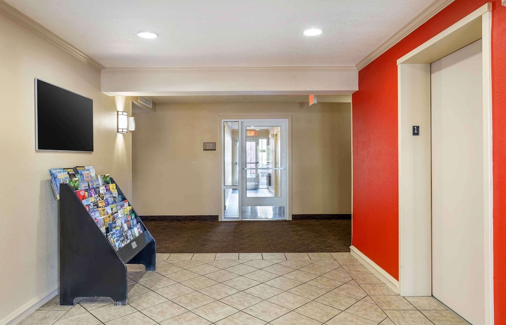 Extended Stay America Suites Norwalk Stamford 9/64