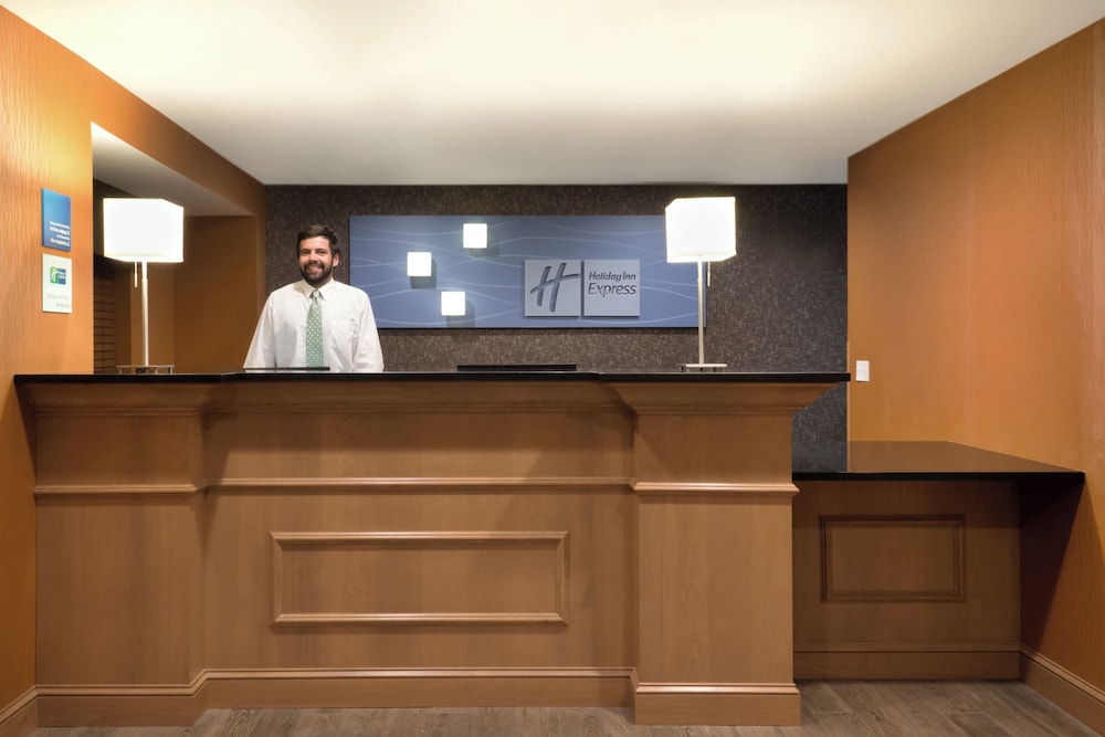 Holiday Inn Express And Suites Fraser Winter Park Area Formerly the Pinnacle Lodge 10/73