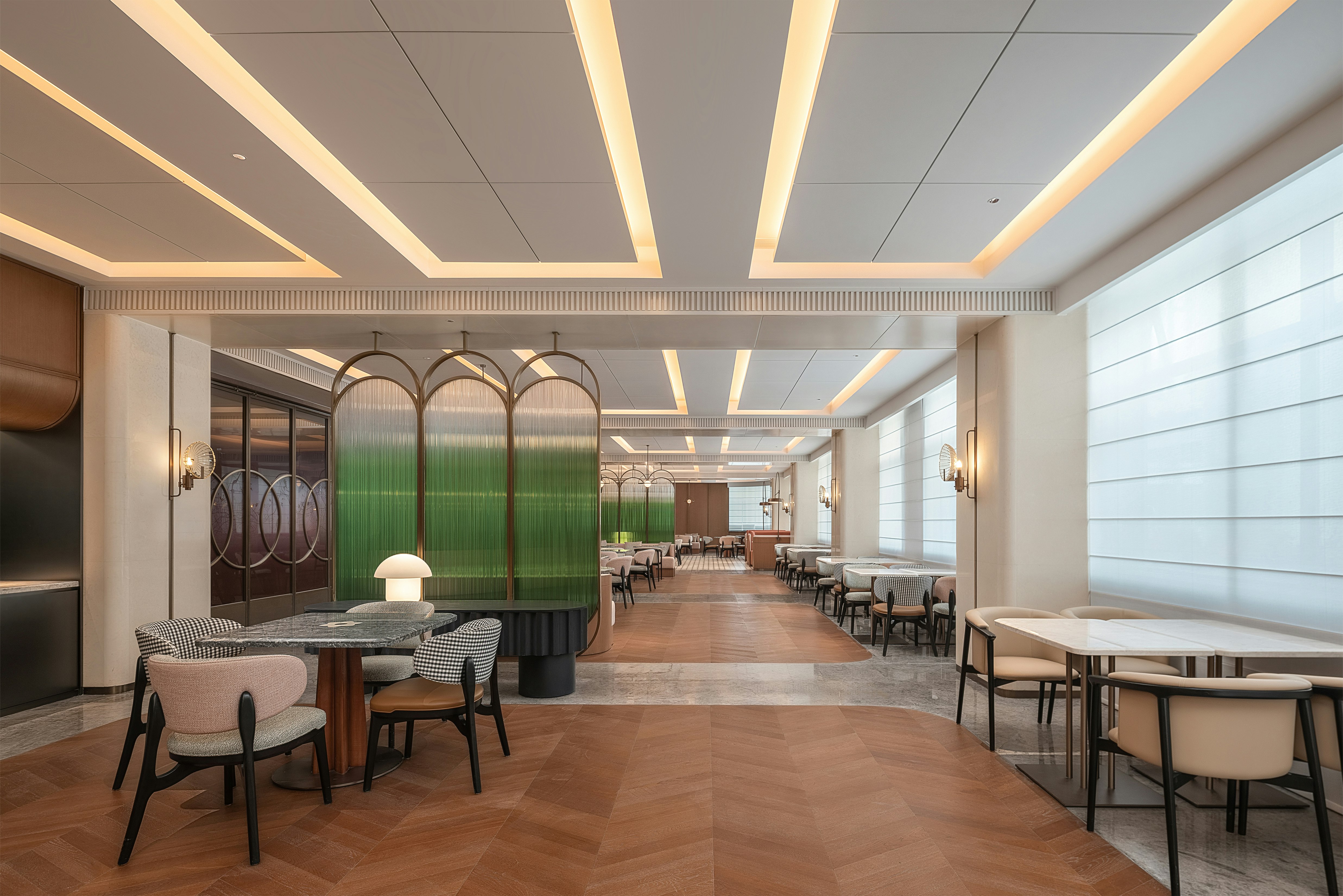 Hilton Garden Inn Shenzhen Luohu Port 28/32