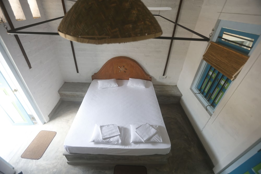 CLASSIC, DOUBLE BED