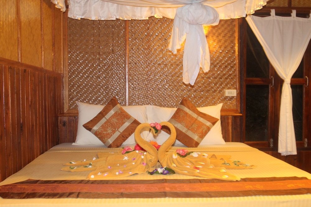 Phi Phi Relax Beach Resort 48/71