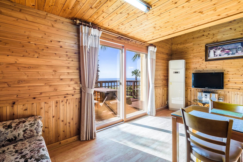 Longbeach Pension 25/47