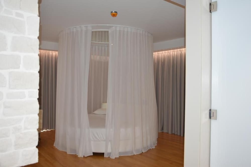 Suite Testani 30/58