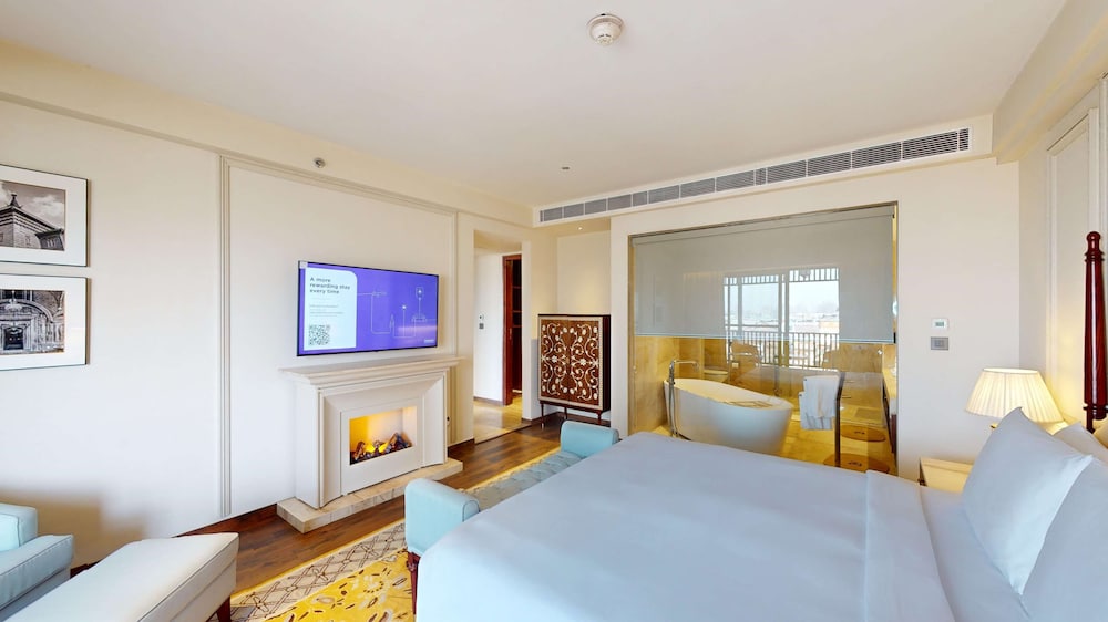 Radisson Collection Hotel & Spa, Riverfront Srinagar 14/50