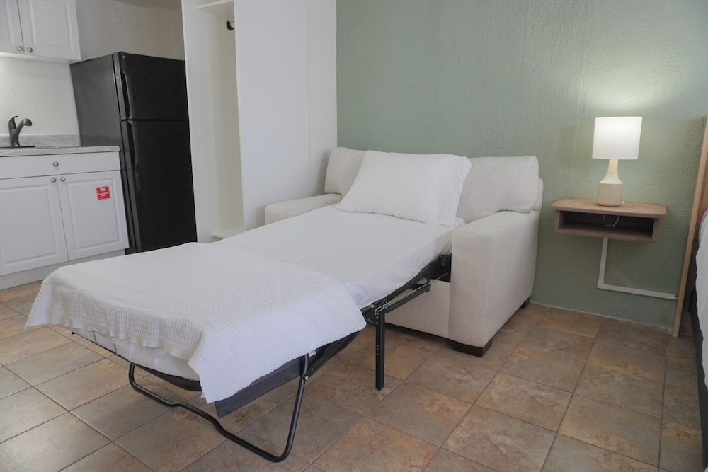 Casa Del Sole Motel 21/54