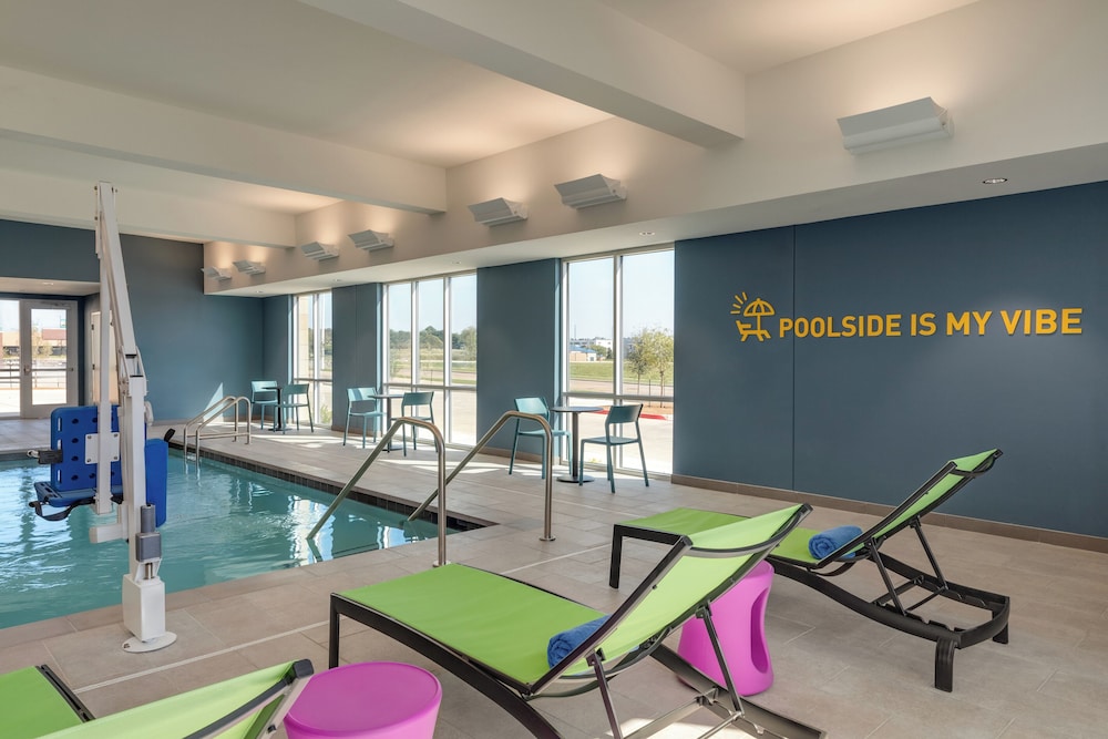 Home2 Suites by Hilton Denton 22/44