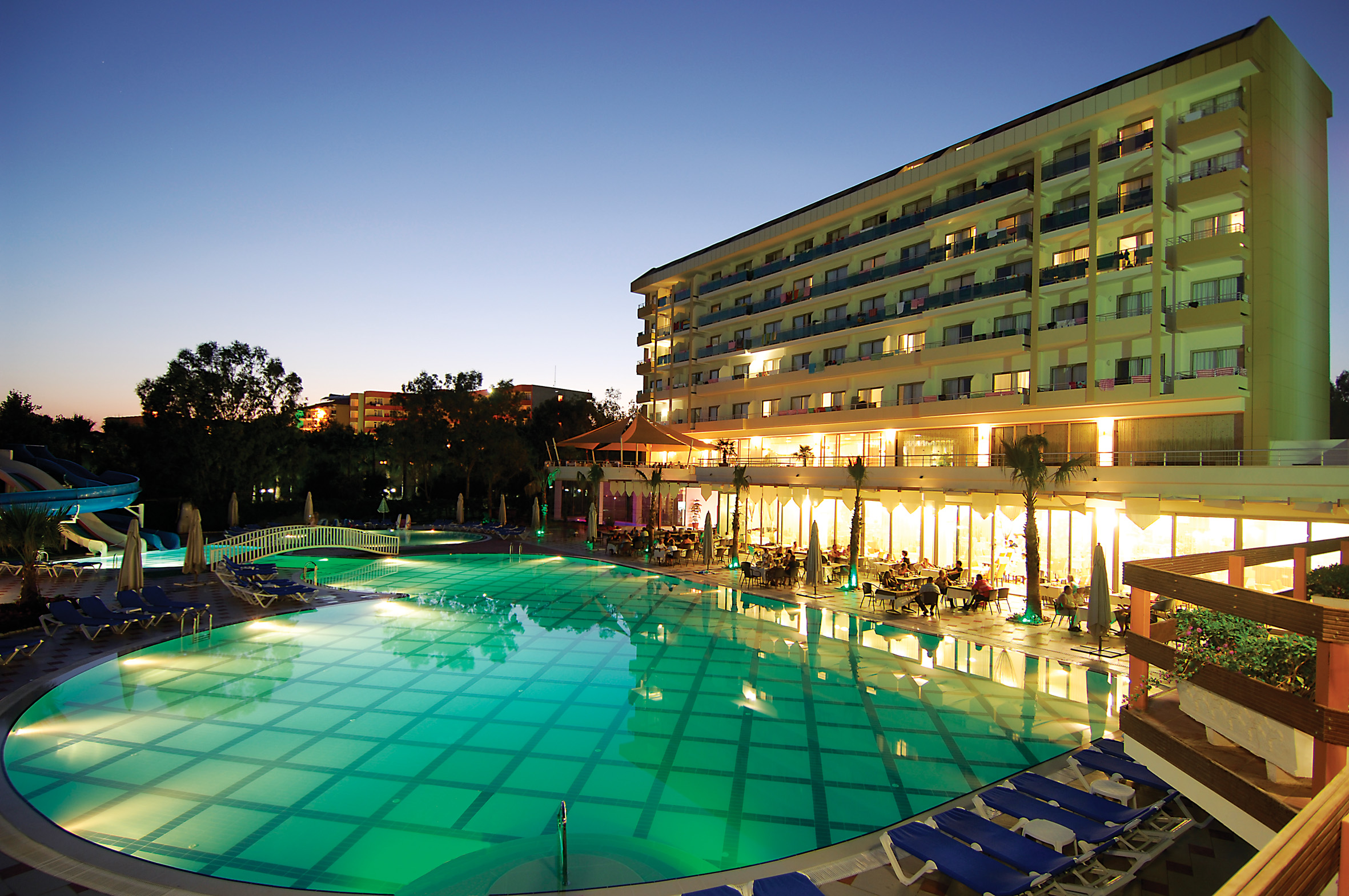 LYCUS BEACH HOTEL 7/57