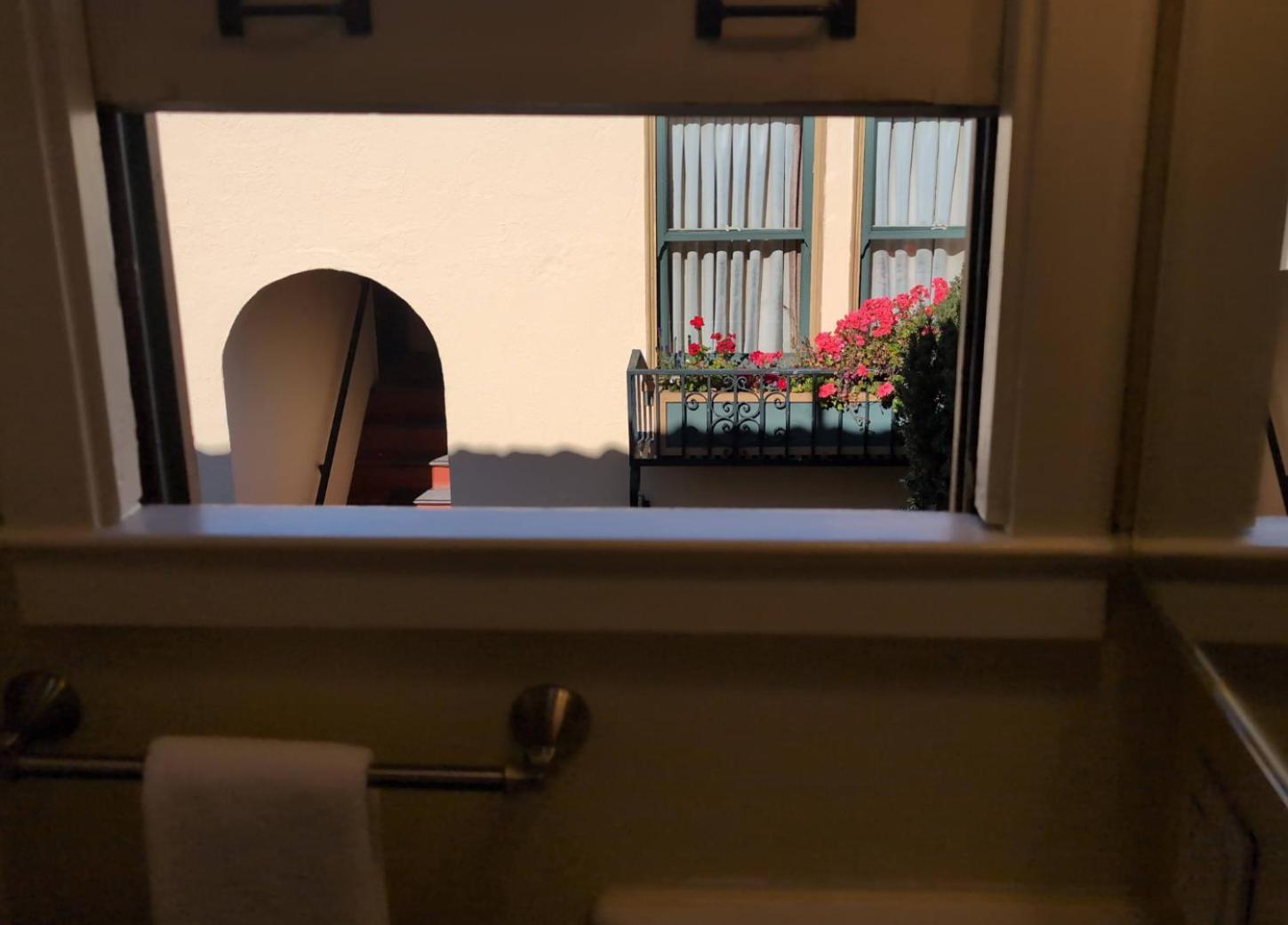 Marina Motel 5/50