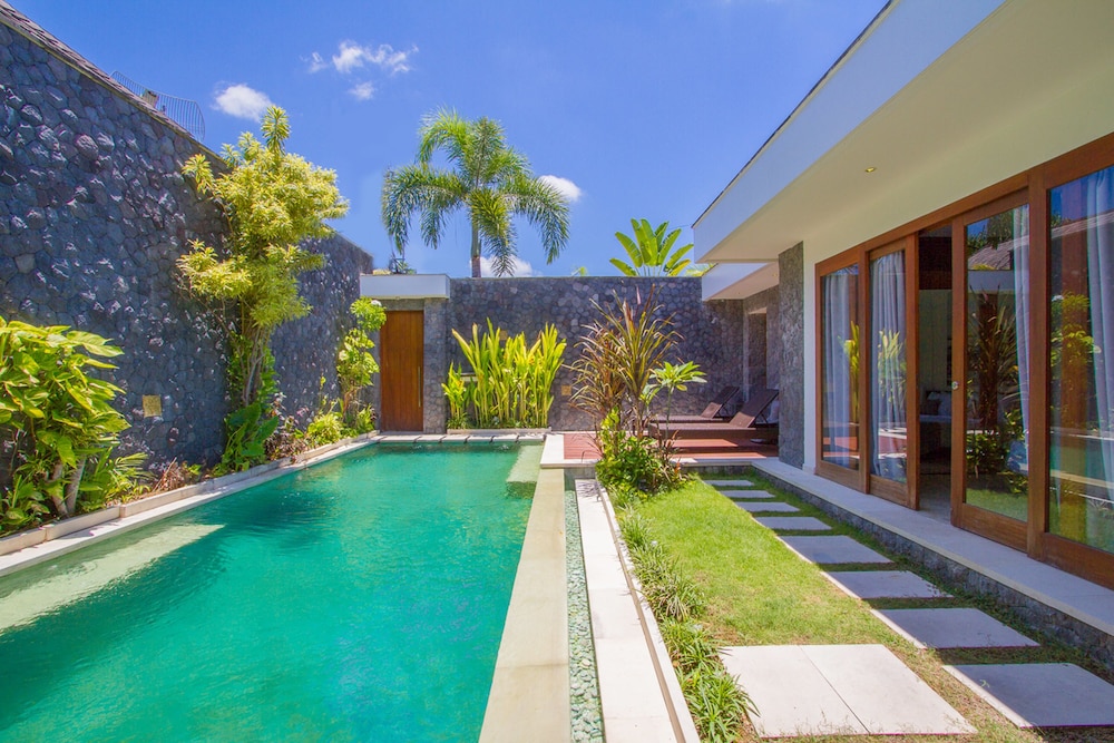 Villa Vishuddha Ajna 18/29