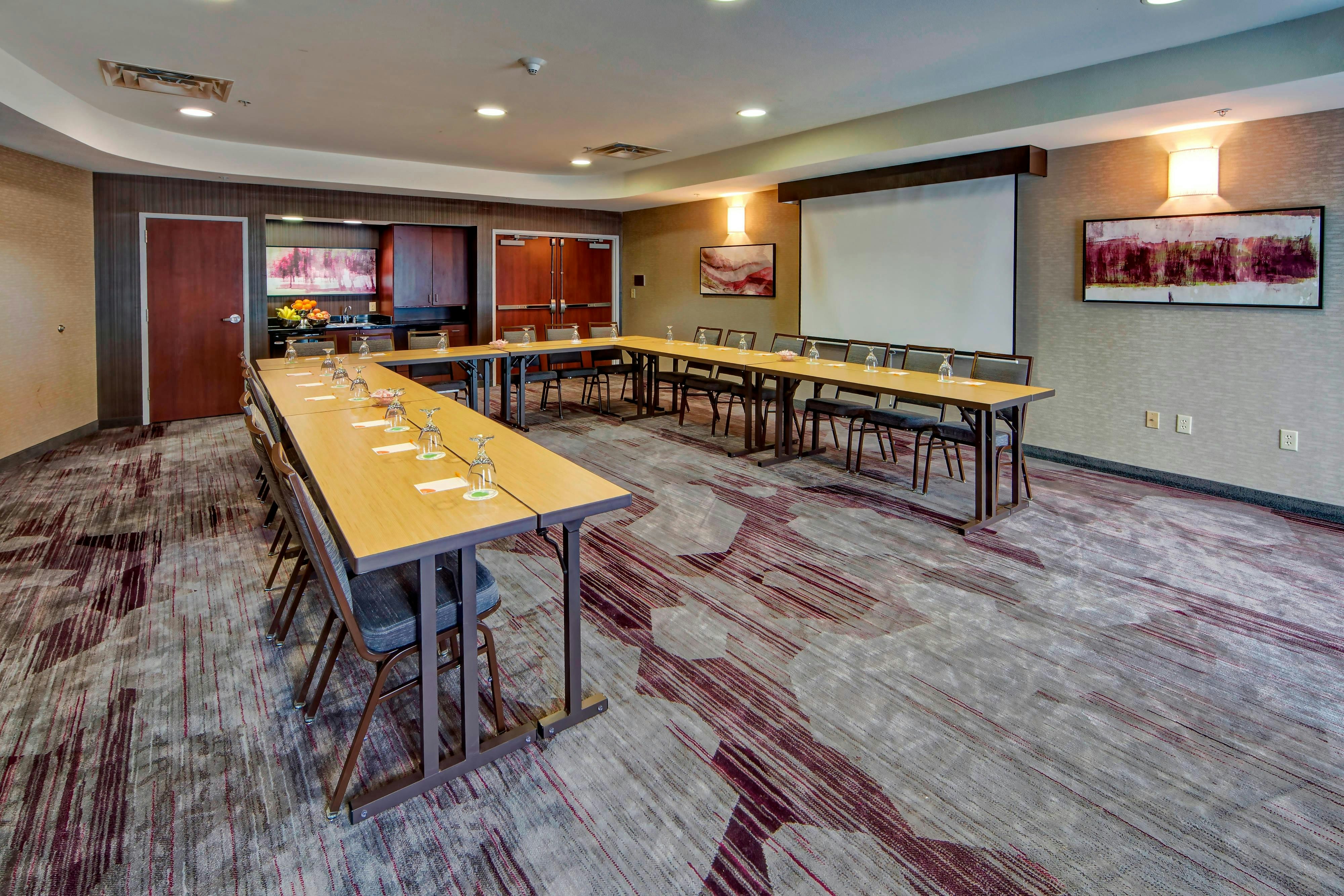 Courtyard By Marriott Memphis Southaven 44/48