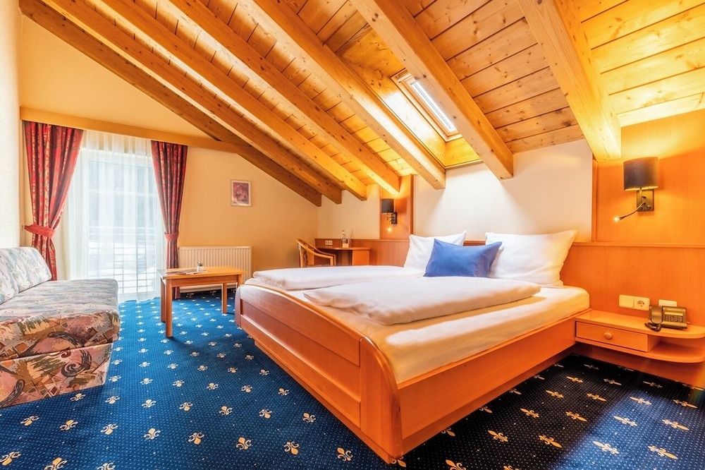 Hotel Tia Monte 6/29