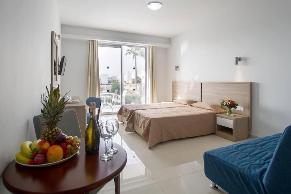 Bellini Hotel 22/48