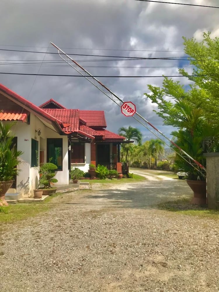 Jasmine Villa Tropical Garden 7/44