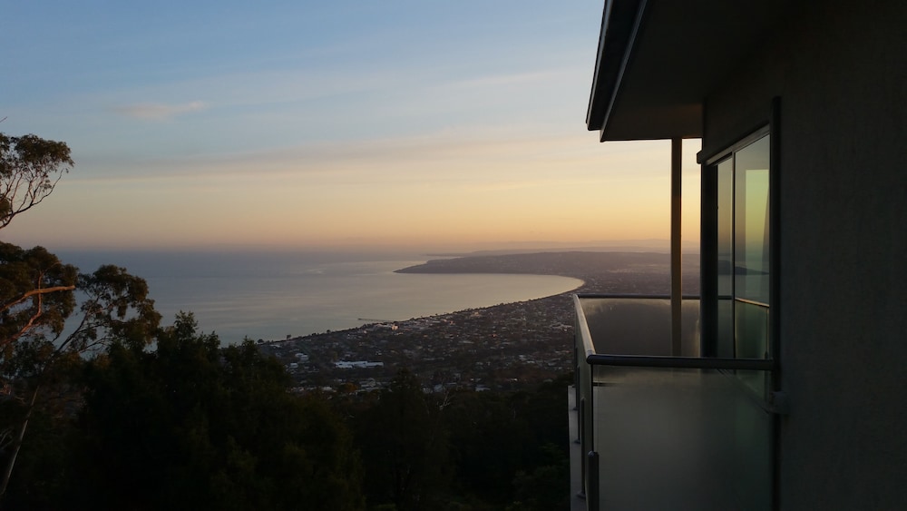 Arthurs Superb Views Luxury Retreat 32/43