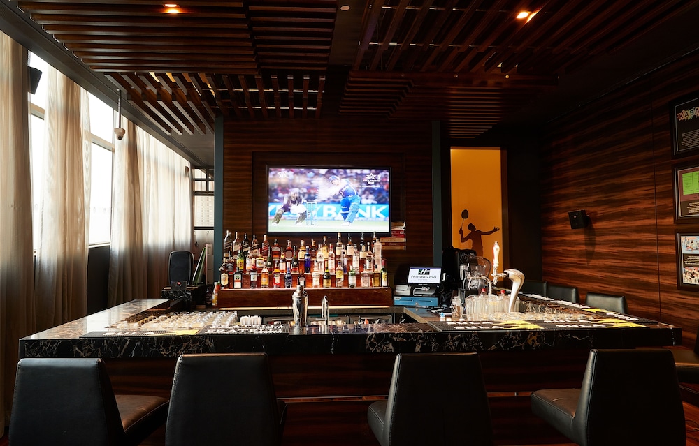 HOLIDAY INN CHENNAI OMR IT EXPRESSWAY 61/76