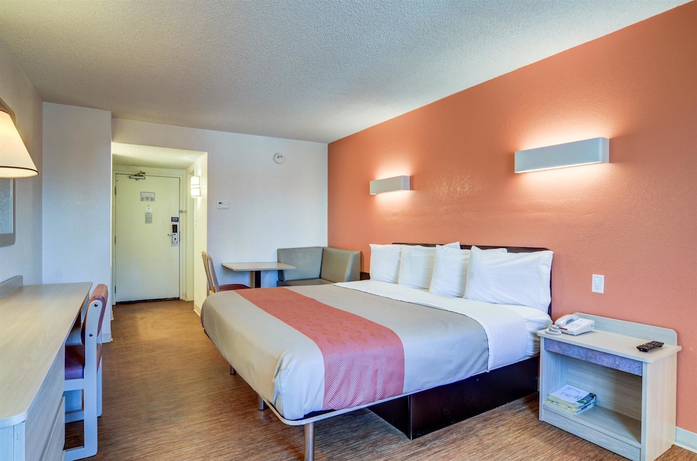 Motel6 Greenwood Village, CO - Denver - South Tech Center 30/54