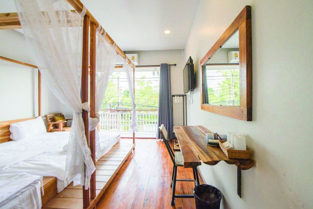 Sri Chiang Yeun House 50/69