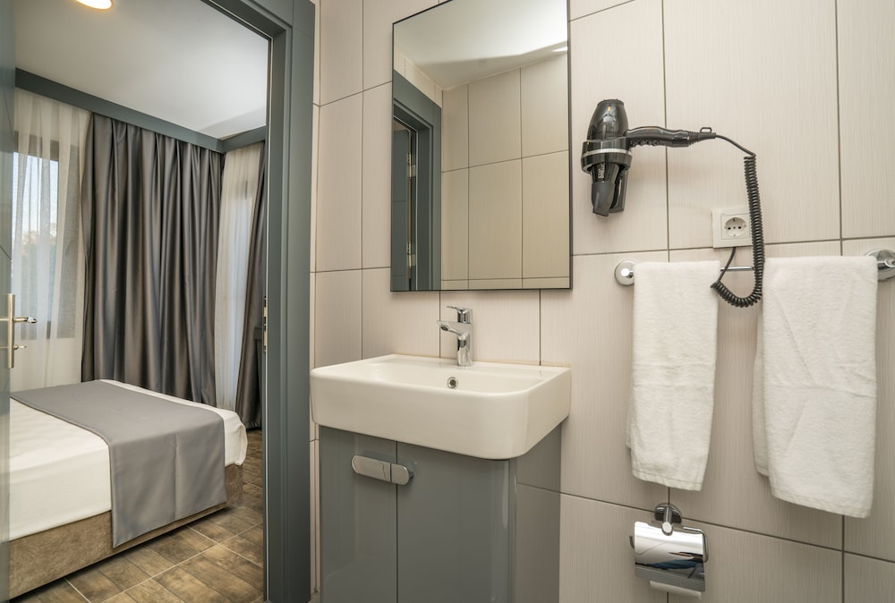 Marmaris Kensington Green 42/43