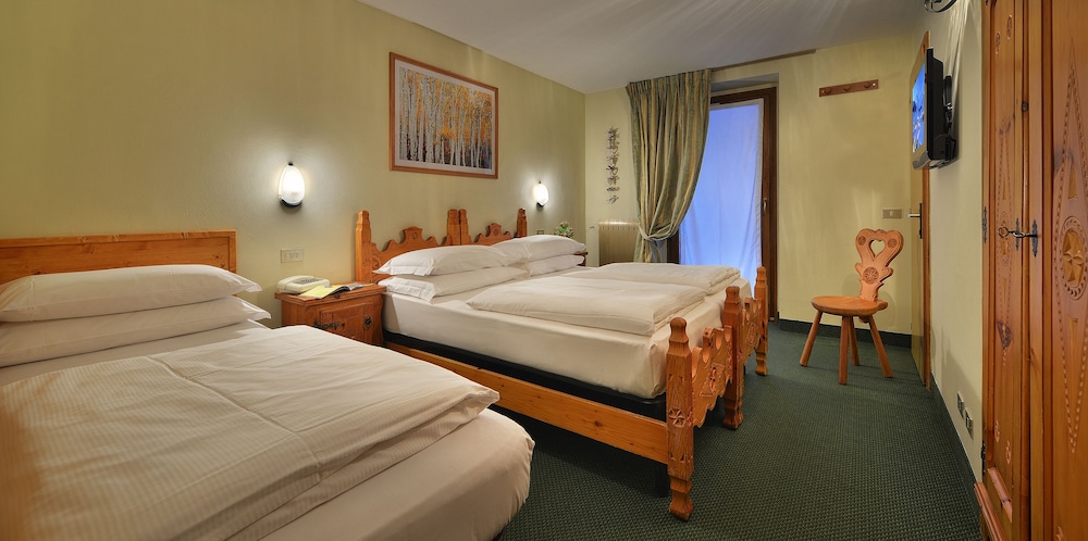 Hotel Loredana 11/65