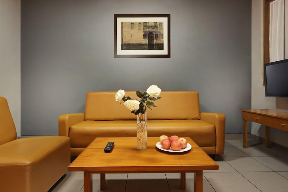 Hotel Ilos 14/19