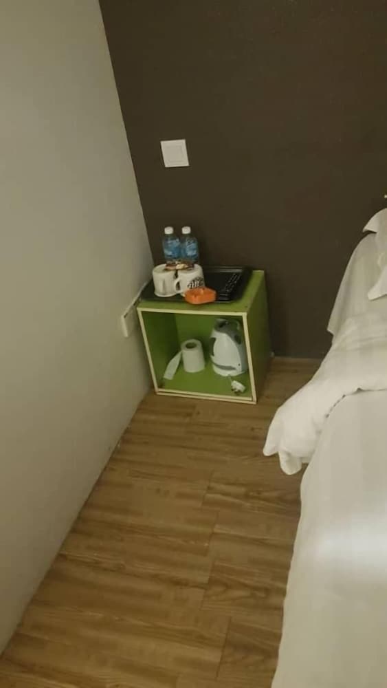 My Family Hotel 30/36