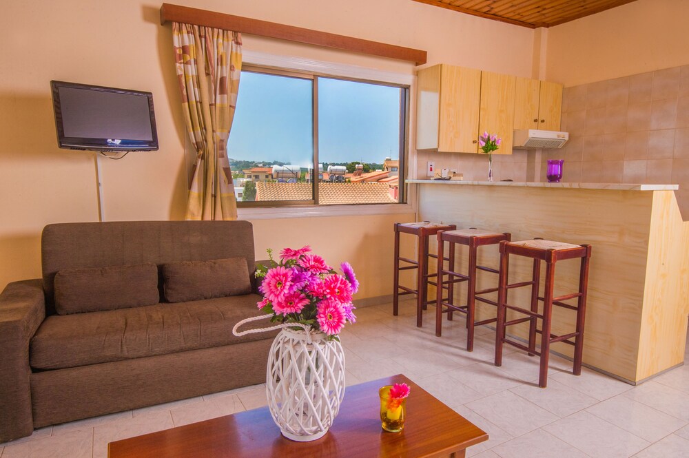Windmills Hotel Apartments 33/61