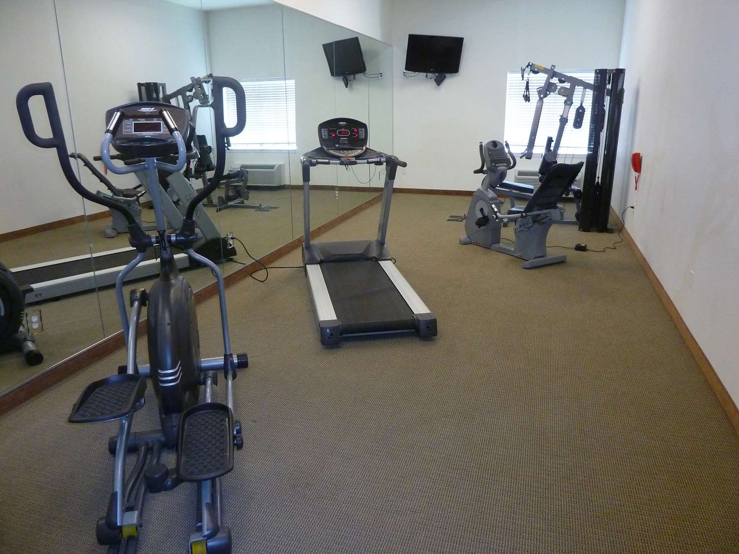 Americas Best Value Inn Suites Gun Barrel City 28/57