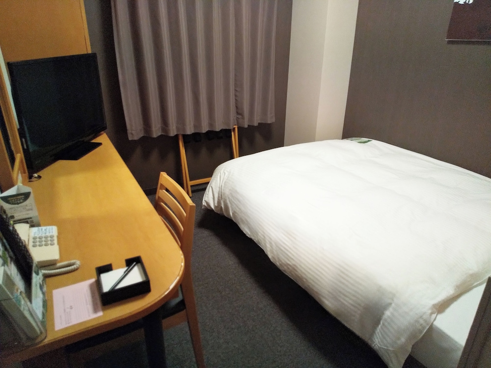 Hotel Route-Inn Sanofujioka Inter 12/31