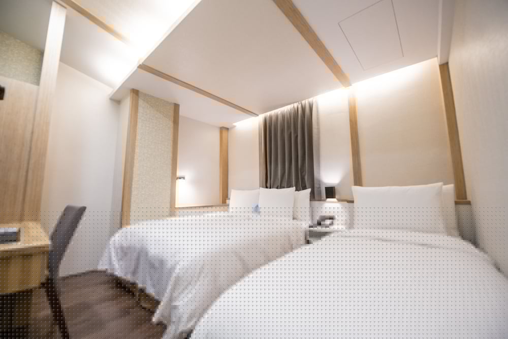Innk Hotel 10/66