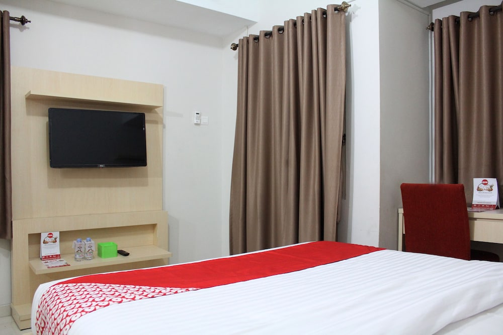OYO 266 Margonda Residence 5 18/38
