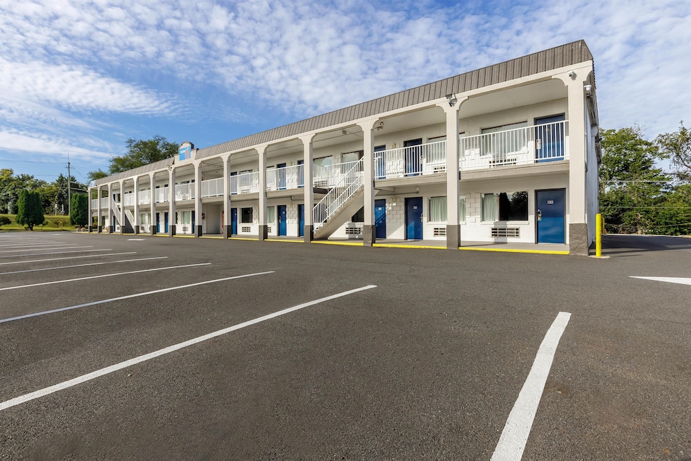 Motel6 Culpeper, VA 38/52