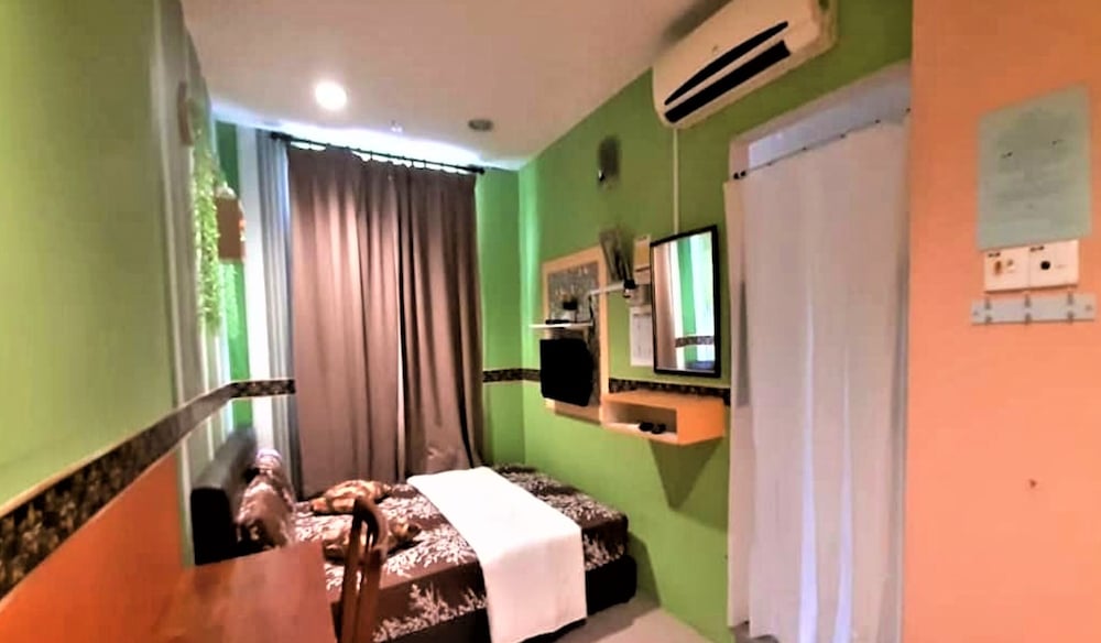 Hotel Budget Sri Bahau 10/25