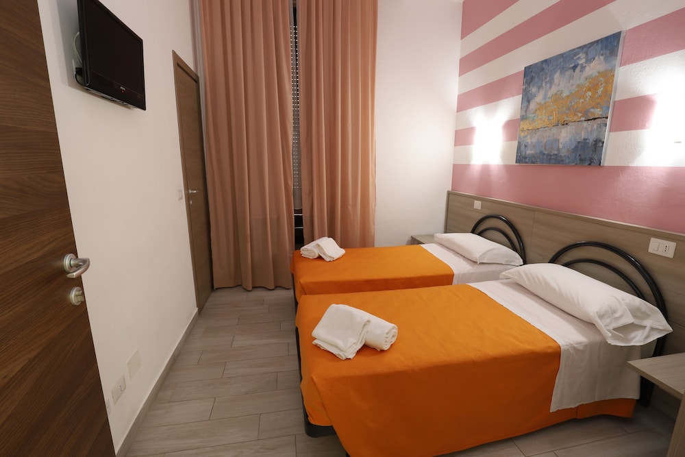 Hotel Leonardo da Vinci 40/44