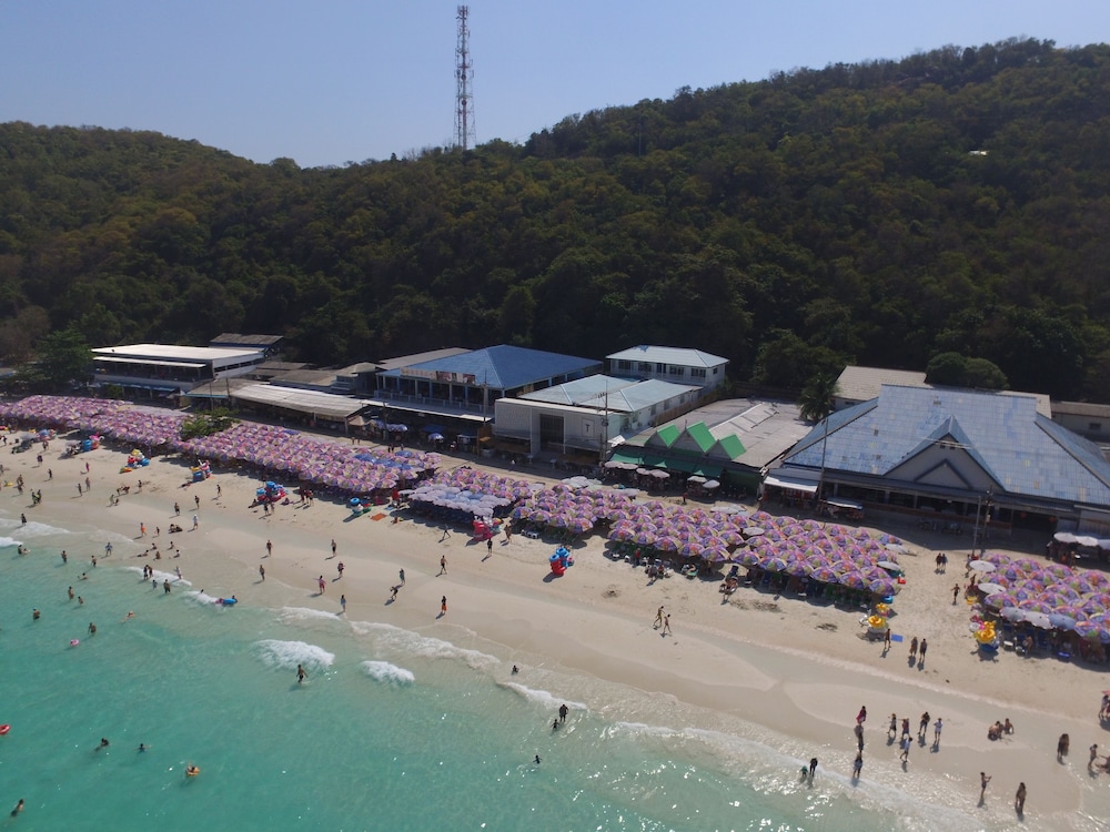 Tawaen Beach Resort 27/31