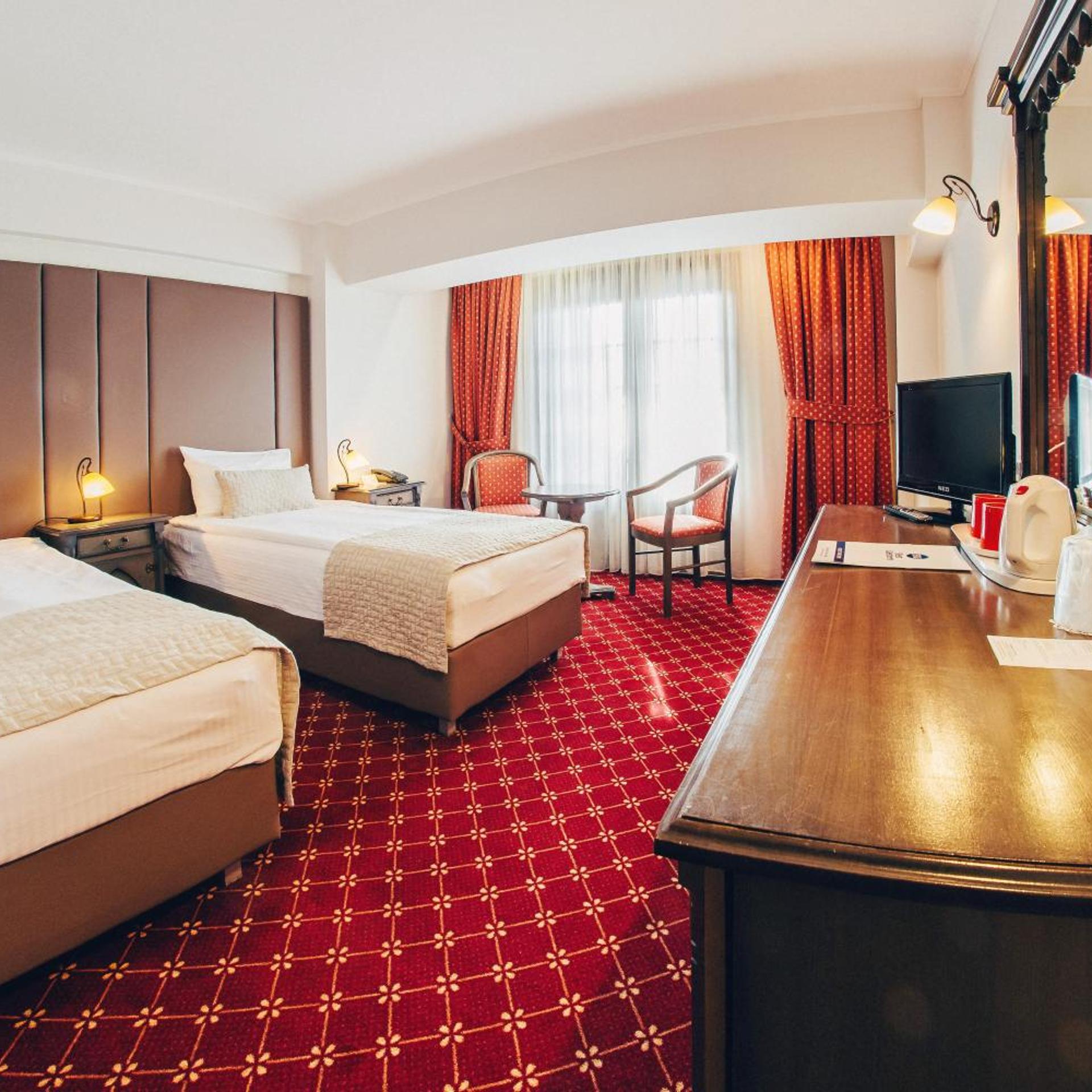 غرفة سوبيريور بسرير مزدوج أو سريرين منفصلين بشرفة، Best Western Bucovina-club De Munte 2/10