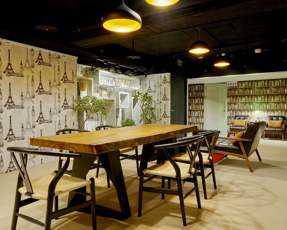 Bon Hotel Taipei 56/66
