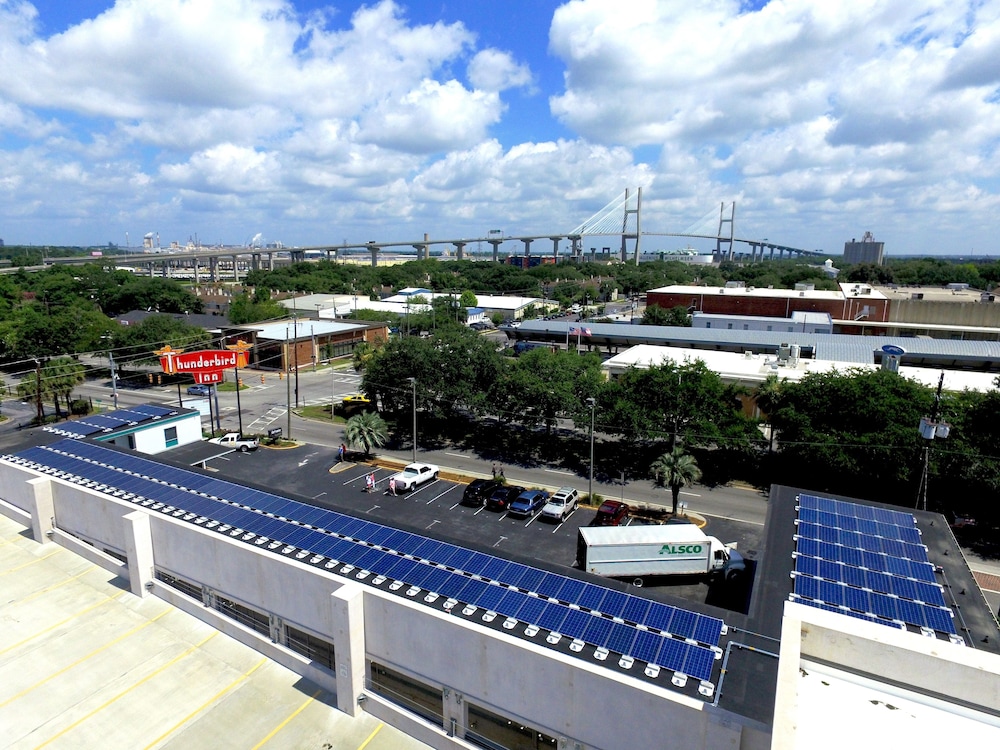 Thunderbird Inn 3/56