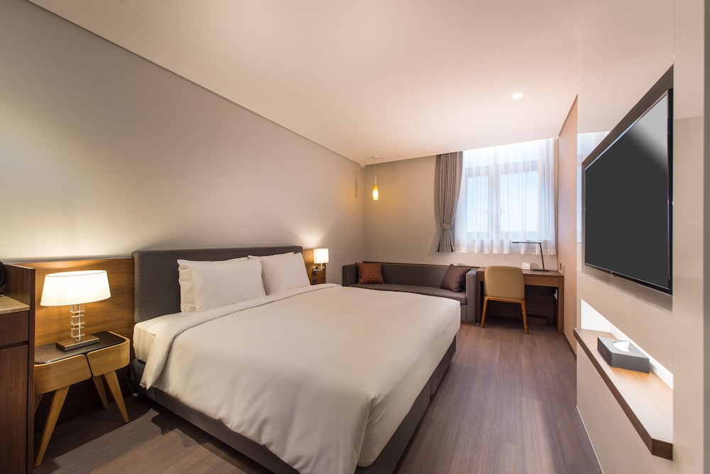 STANDARD, KING BED