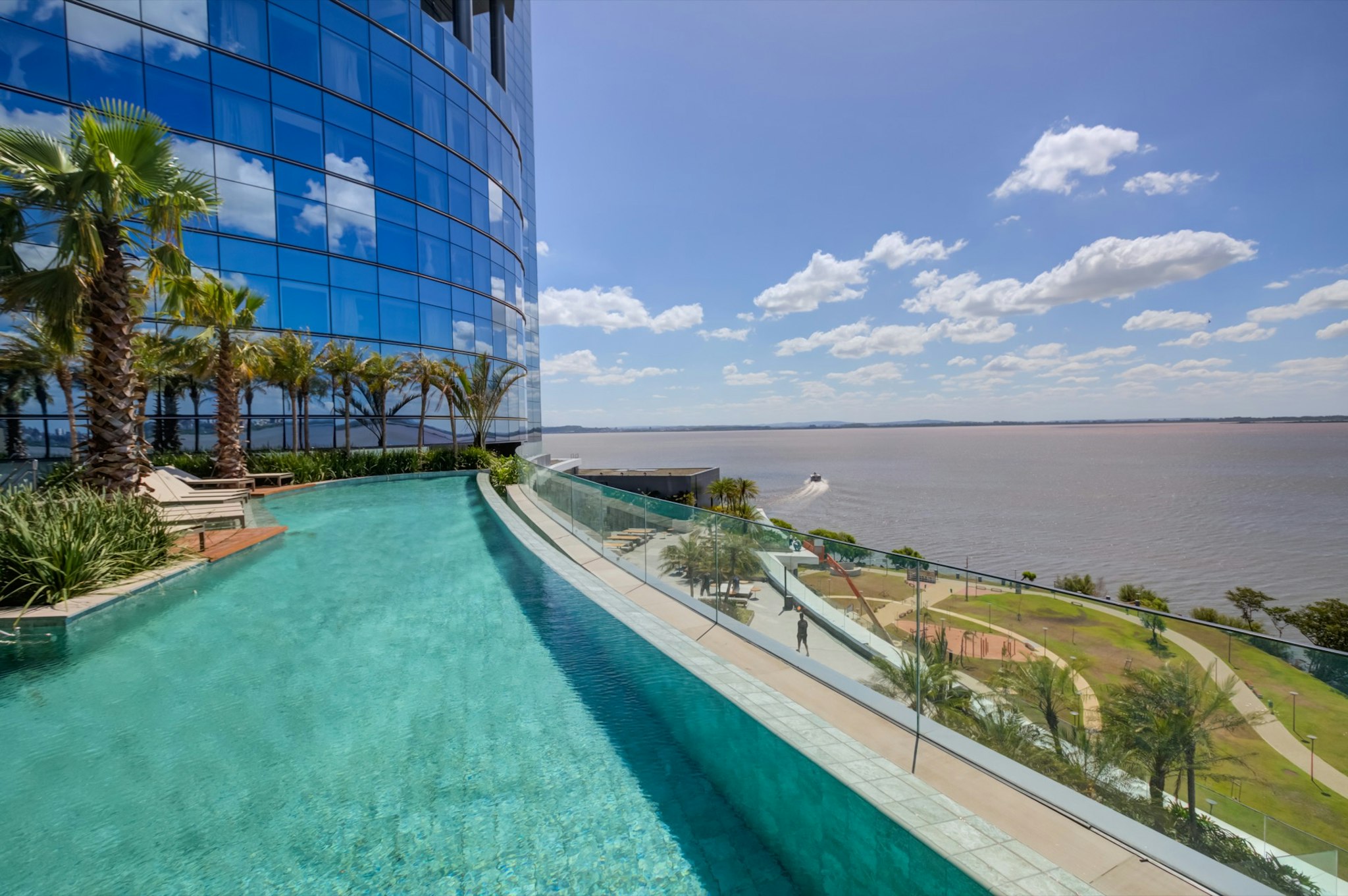 DoubleTree by Hilton Porto Alegre 47/58